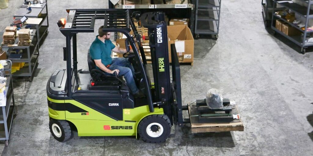 Forklift Financing | Apex Companies