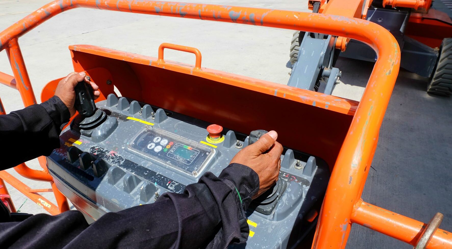 Aerial Lift Safety | Apex Companies