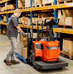 Rider Pallet Trucks | Apex Companies