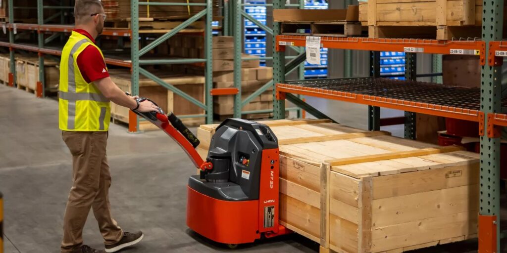 Lithium-ion Forklifts | Apex Companies