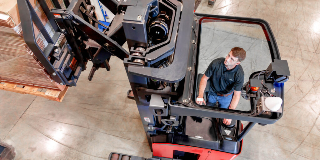 Reach Trucks | Apex Companies