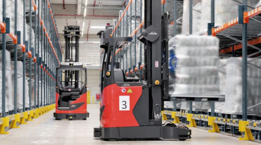 Linde R-Matic Automated Reach Truck | Apex Companies