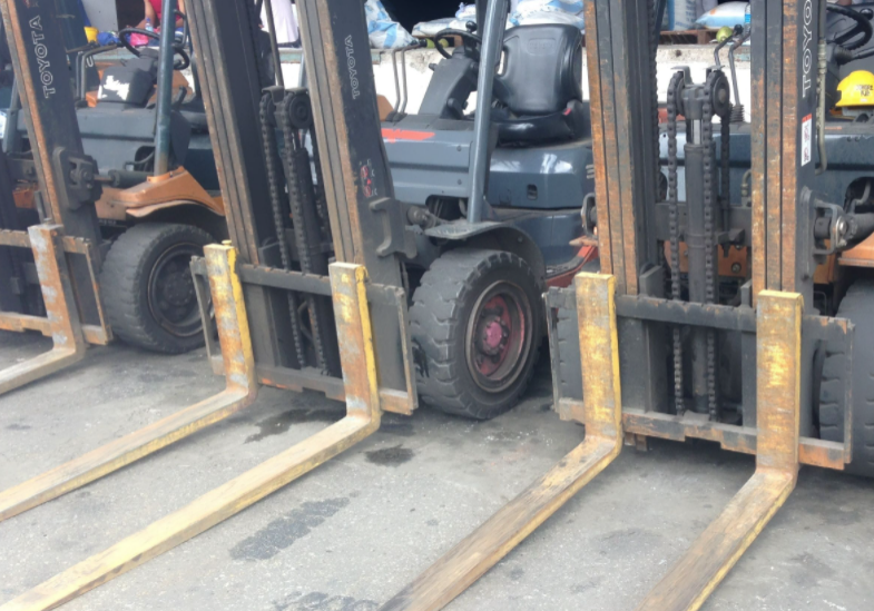 Forklift Service - Apex Companies